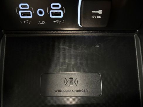 Used 2023 Jeep Grand Cherokee Altitude image 30