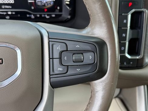 Used 2022 GMC Yukon XL Denali AWD/4WD image 19