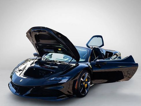 Certified 2025 Ferrari SF90 Spider AWD/4WD image 34