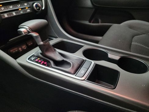 Used 2019 Kia Optima LX FWD image 26