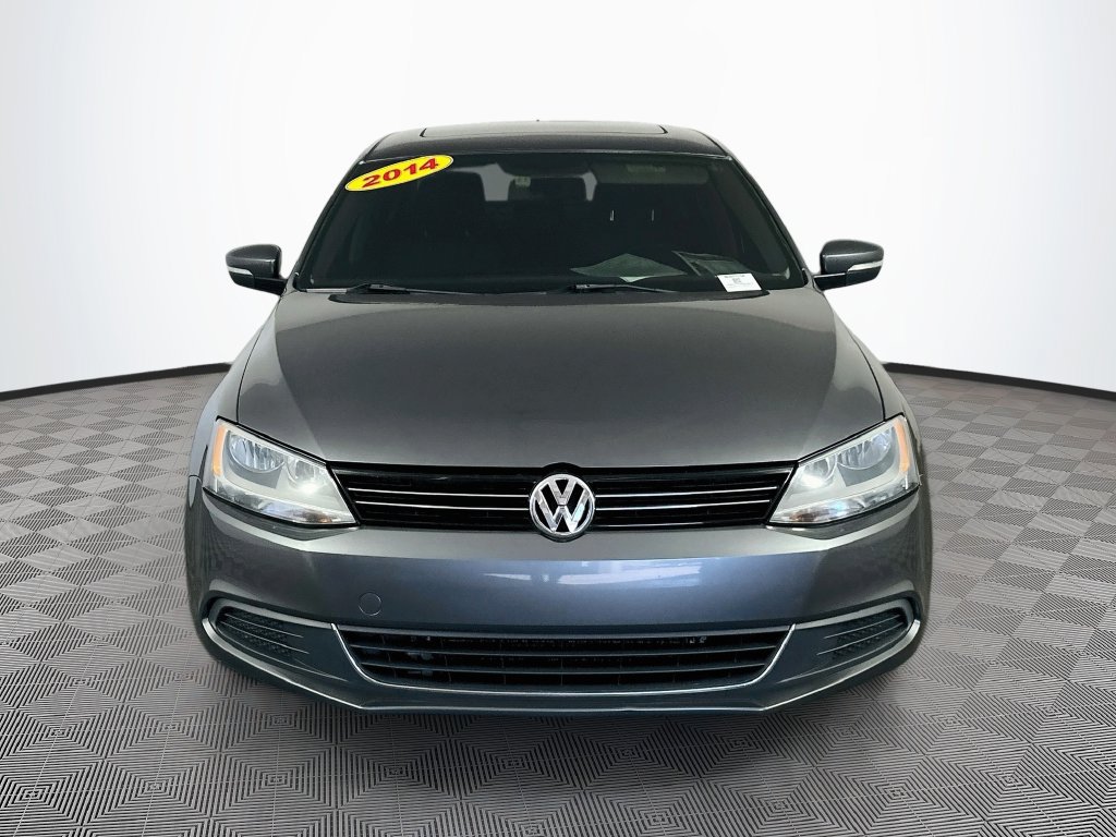 Used 2014 Volkswagen Jetta SE FWD image 3