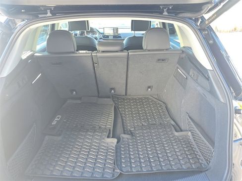 Used 2022 Audi Q5 2.0T Premium w/ Convenience Package image 17