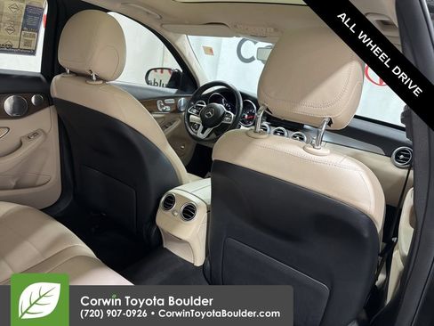 Used 2019 Mercedes-Benz C 300 4MATIC Sedan image 16