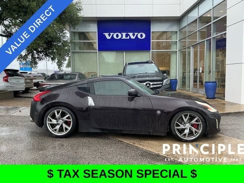 Used 2015 Nissan 370Z Coupe RWD image 3