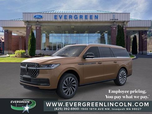 New 2026 Lincoln Navigator L Black Label AWD/4WD image 1