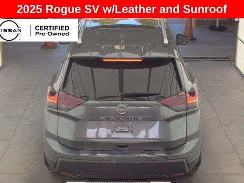 Used 2025 Nissan Rogue SV w/ SV Premium Package FWD image 6