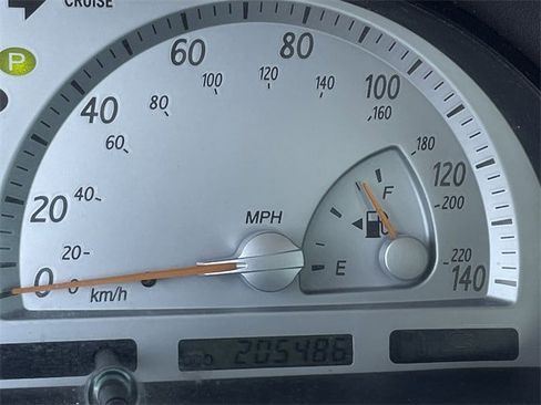Used 2004 Toyota Camry SE image 12