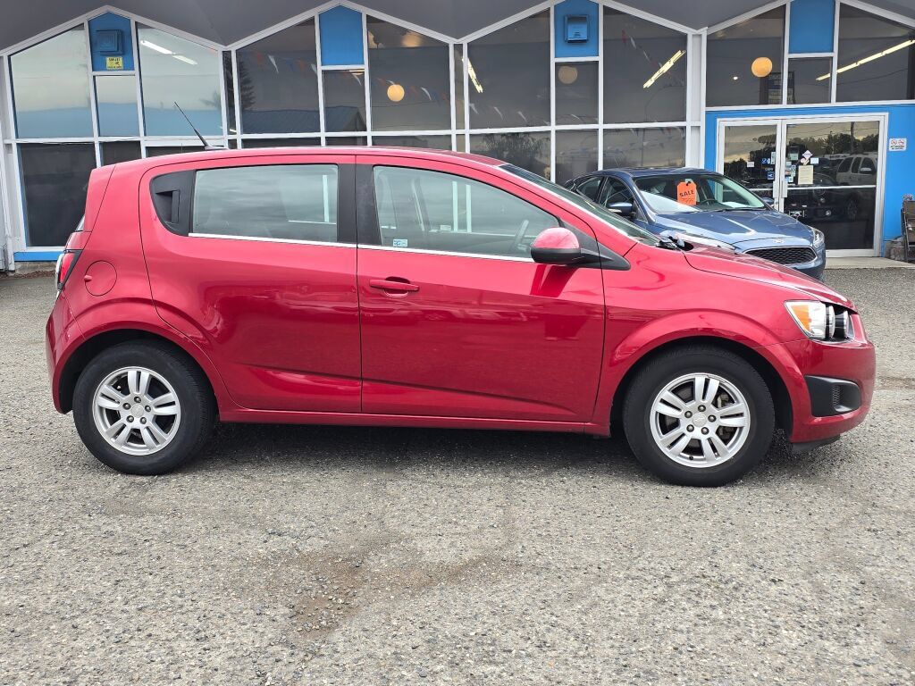 Used 2013 Chevrolet Sonic LT FWD image 8