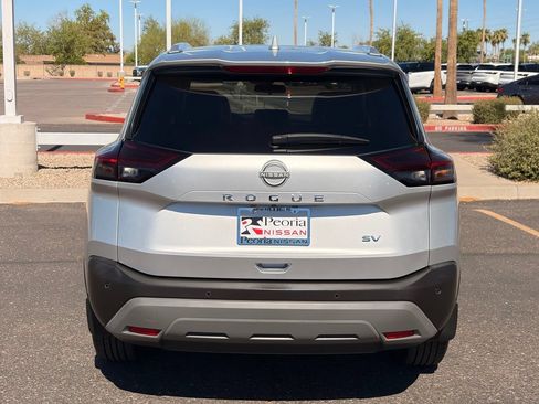 Certified 2023 Nissan Rogue SV w/ SV Premium B Package FWD image 5