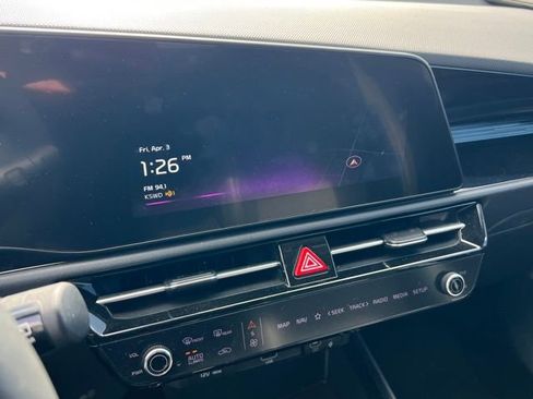 Certified 2023 Kia Niro EX w/ EX Cold Weather Package FWD image 19