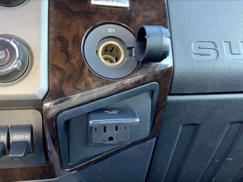 Used 2015 Ford F250 Platinum image 31