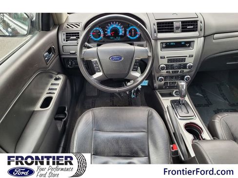 Used 2011 Ford Fusion SEL image 6