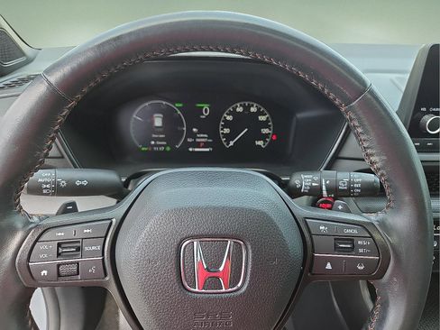 Used 2023 Honda CR-V Sport image 4