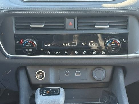 Certified 2023 Nissan Rogue SV w/ SV Premium B Package image 30