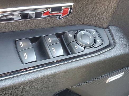 Certified 2023 GMC Sierra 1500 AT4 w/ AT4 Preferred Package AWD/4WD image 15