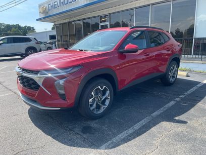 New 2026 Chevrolet Trax LT w/ Driver Confidence Package