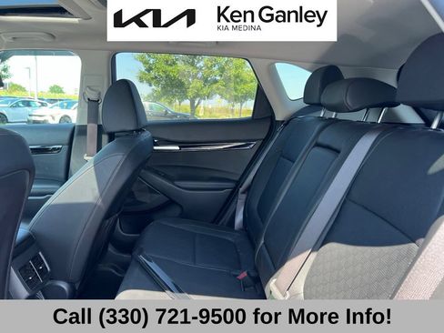 Certified 2023 Kia Seltos EX AWD/4WD image 11