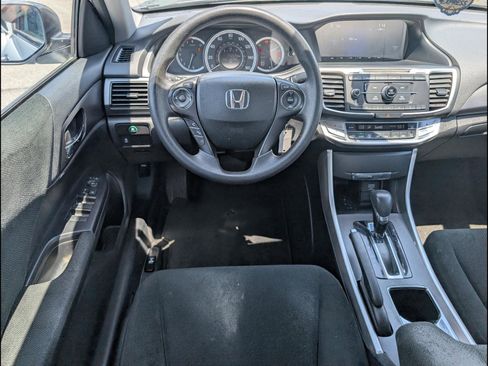 Used 2013 Honda Accord LX image 9