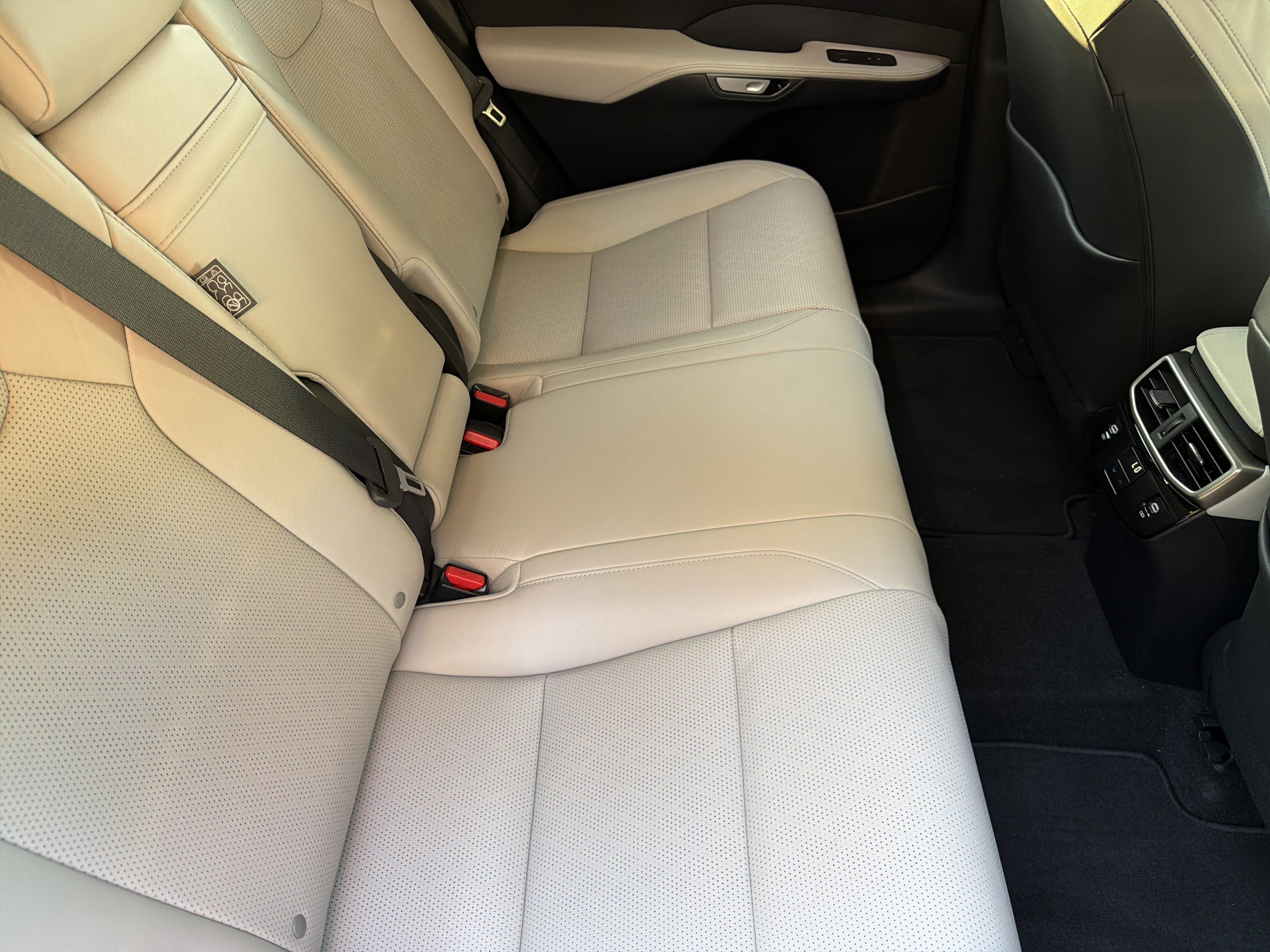 Certified 2024 Lexus RX 350 Premium Plus w/ Convenience Package FWD image 38