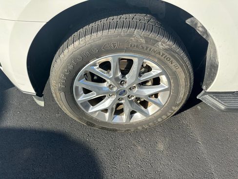 Used 2020 Ford Expedition XLT RWD image 6