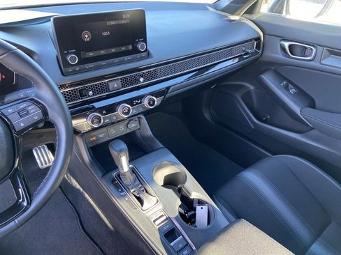 Used 2025 Honda Civic Sport image 39