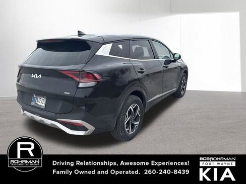 Certified 2023 Kia Sportage LX image 5