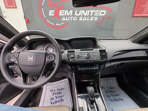 Used 2017 Honda Accord LX-S image 19