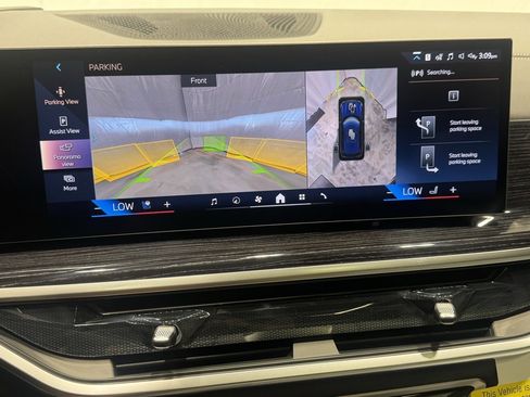 Used 2026 BMW X5 xDrive50e w/ M Sport Package image 11