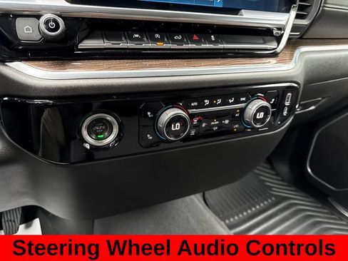 Used 2022 Chevrolet Silverado 1500 LT AWD/4WD image 19