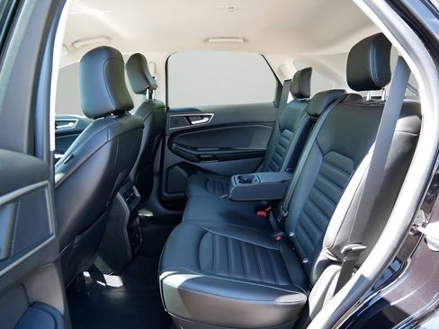 Used 2024 Ford Edge SEL w/ Convenience Package AWD/4WD image 11