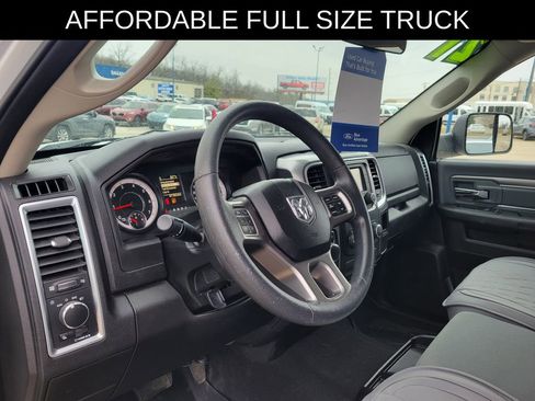 Used 2021 RAM 1500 Classic SLT RWD image 14