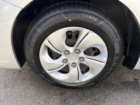Used 2013 Honda Civic LX image 9