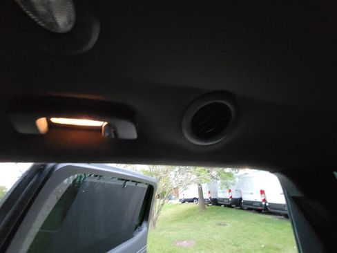 Used 2013 Lincoln MKT AWD image 67