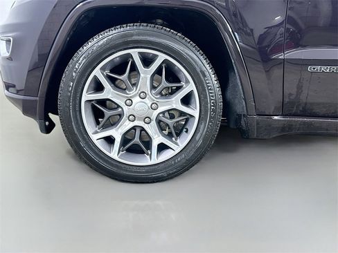 Used 2021 Jeep Grand Cherokee Overland image 8