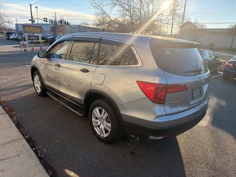 Used 2016 Honda Pilot LX image 5