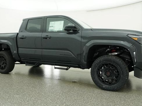 New 2026 Toyota Tacoma SR5 AWD/4WD image 36