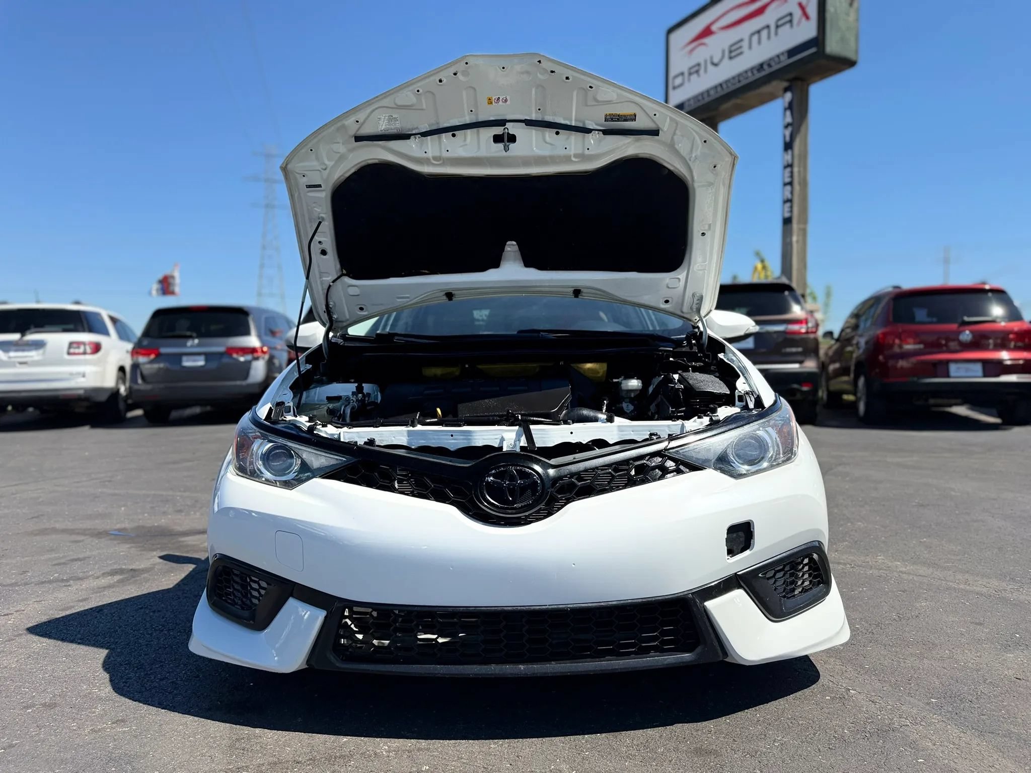 Used 2017 Toyota Corolla iM w/ Carpet Mat Package FWD image 10