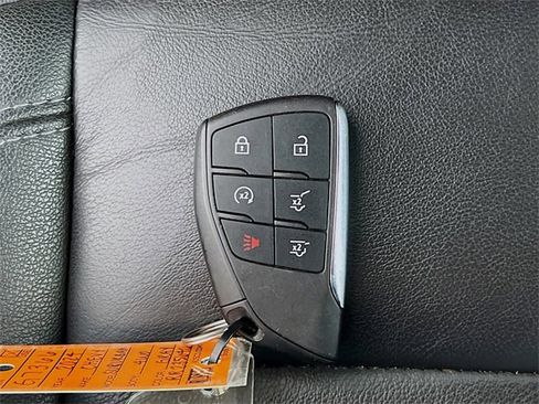 Used 2024 Chevrolet Suburban LT image 30