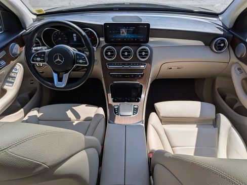 Used 2020 Mercedes-Benz GLC 300 4MATIC image 28