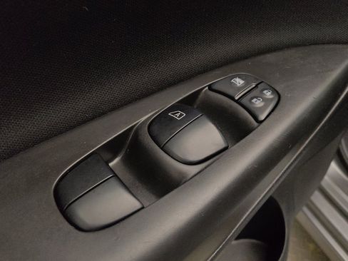 Used 2019 Nissan Sentra S FWD image 27