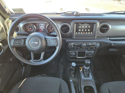 Certified 2023 Jeep Gladiator Sport image 6