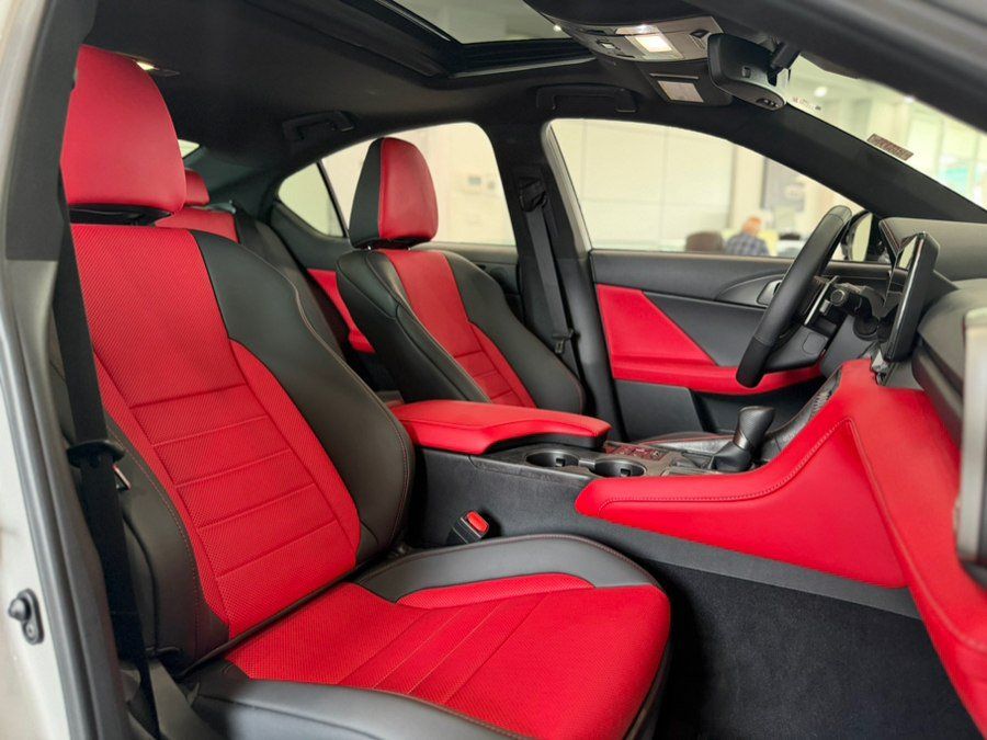Used 2026 Lexus IS 350 F Sport w/ Technology Package RWD image 19