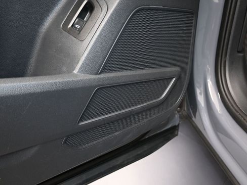 Used 2022 Volkswagen Atlas Cross Sport SEL R-Line image 15