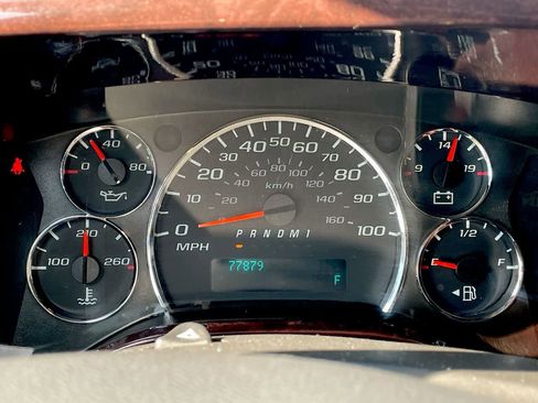 Used 2019 GMC Savana 2500 Extended w/ Enhanced Convenience Package image 32