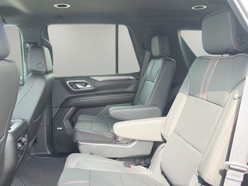 Used 2024 Chevrolet Tahoe RST w/ RST Performance Edition AWD/4WD image 13