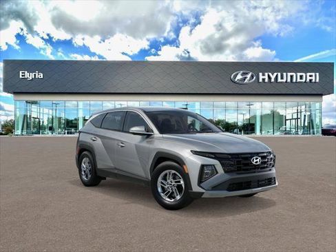 New 2026 Hyundai Tucson SE image 2