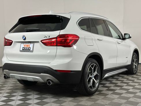 Used 2018 BMW X1 xDrive28i AWD/4WD image 4