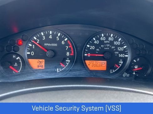 Used 2014 Nissan Frontier SV w/ SV Value Truck Package AWD/4WD image 9