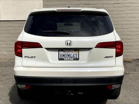 Used 2017 Honda Pilot EX-L image 3