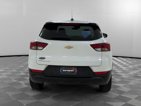 Used 2021 Chevrolet TrailBlazer LS FWD image 4